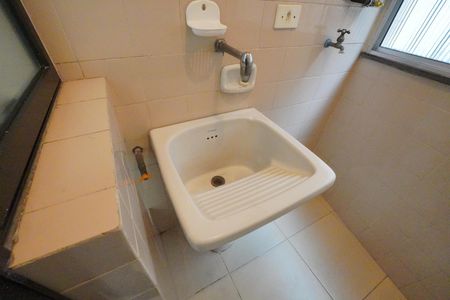 Apartamento para alugar com 42m², 1 quarto e 1 vagaÁrea de Serviço