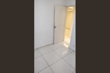 Quarto de apartamento para alugar com 2 quartos, 45m² em São João, Betim