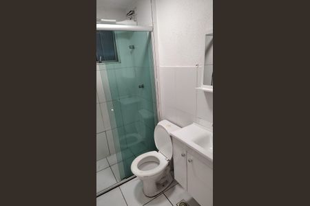 Banheiro de apartamento para alugar com 2 quartos, 45m² em São João, Betim