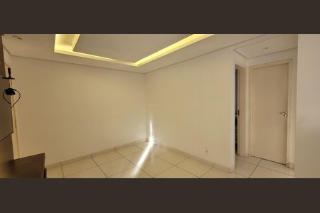 Sala de apartamento para alugar com 2 quartos, 45m² em São João, Betim