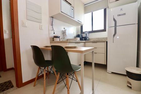 Studio para alugar com 22m², 1 quarto e 1 vaga Studio para alugar com 22m², 1 quarto e 1 vagaCozinha
