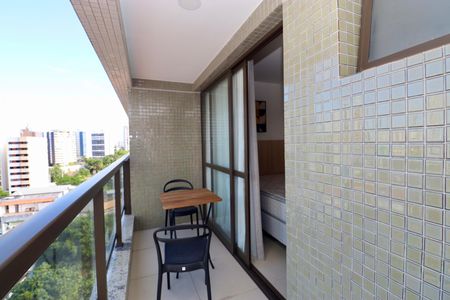 Studio para alugar com 22m², 1 quarto e 1 vaga Studio para alugar com 22m², 1 quarto e 1 vagaVaranda