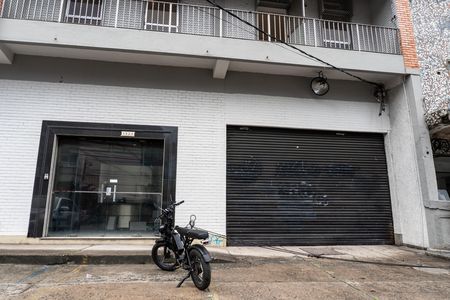 Apartamento para alugar com 170m², 2 quartos e 2 vagas Apartamento para alugar com 170m², 2 quartos e 2 vagasFachada