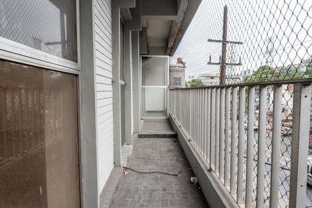 Apartamento para alugar com 170m², 2 quartos e 2 vagas Apartamento para alugar com 170m², 2 quartos e 2 vagasVaranda