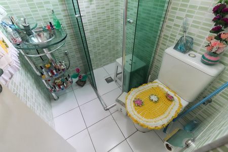 Apartamento à venda com 56m², 2 quartos e 1 vaga Apartamento à venda com 56m², 2 quartos e 1 vagaBanheiro