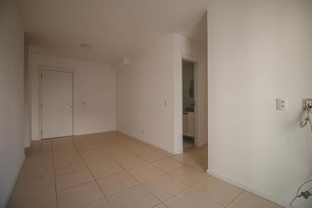 Apartamento à venda com 58m², 2 quartos e 1 vaga Apartamento à venda com 58m², 2 quartos e 1 vagaSala