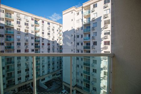 Apartamento à venda com 58m², 2 quartos e 1 vaga Apartamento à venda com 58m², 2 quartos e 1 vagaSala Varanda