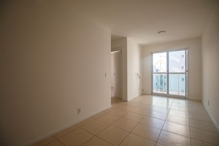 Apartamento à venda com 58m², 2 quartos e 1 vaga Apartamento à venda com 58m², 2 quartos e 1 vagaSala