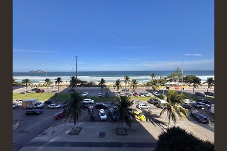 Apartamento para alugar com 172m², 4 quartos e 2 vagas Apartamento para alugar com 172m², 4 quartos e 2 vagasVaranda - Vista