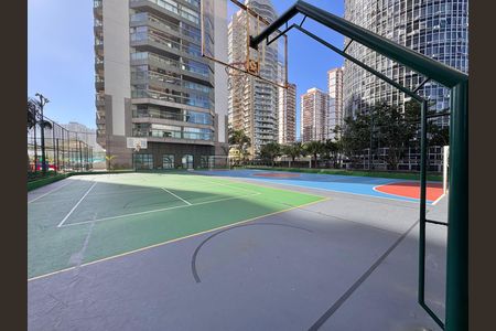 Apartamento para alugar com 172m², 4 quartos e 2 vagas Apartamento para alugar com 172m², 4 quartos e 2 vagasÁrea comum