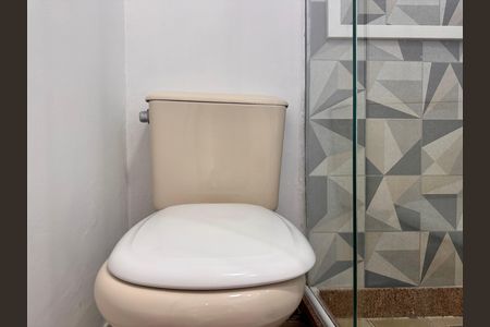 Apartamento para alugar com 172m², 4 quartos e 2 vagas Apartamento para alugar com 172m², 4 quartos e 2 vagasSuíte 2 - Banheiro