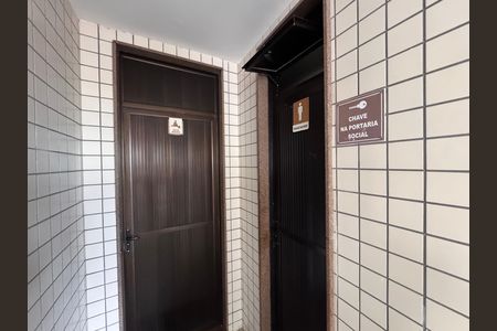 Apartamento para alugar com 172m², 4 quartos e 2 vagas Apartamento para alugar com 172m², 4 quartos e 2 vagasÁrea comum
