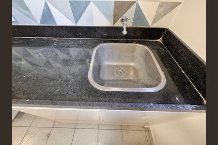 Apartamento para alugar com 172m², 4 quartos e 2 vagas Apartamento para alugar com 172m², 4 quartos e 2 vagasCozinha e Área de Serviço