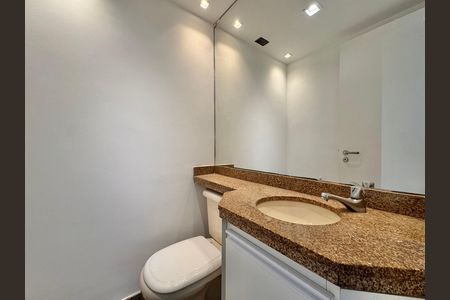 Apartamento para alugar com 172m², 4 quartos e 2 vagas Apartamento para alugar com 172m², 4 quartos e 2 vagasLavabo