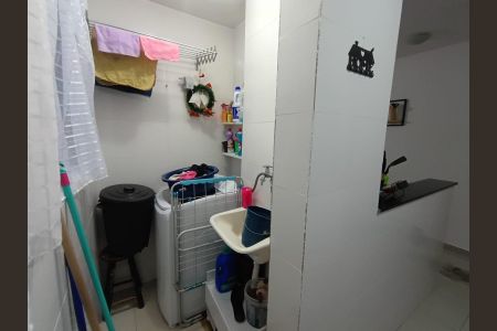 Área de Serviço de apartamento para alugar com 2 quartos, 70m² em Via Colégio, Belo Horizonte