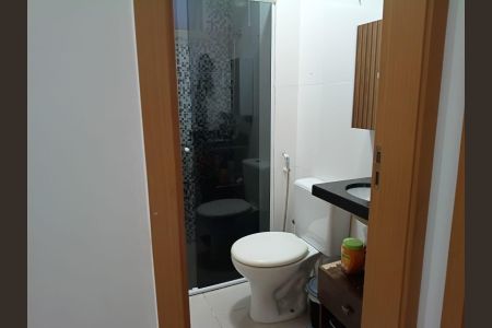 Banheiro Social de apartamento para alugar com 2 quartos, 70m² em Via Colégio, Belo Horizonte