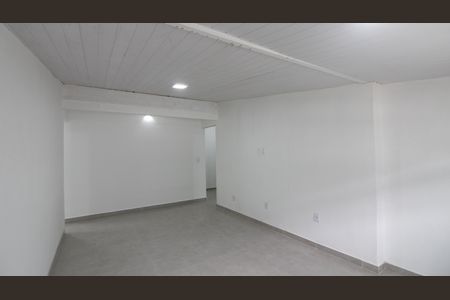 Sala de apartamento para alugar com 2 quartos, 75m² em Gamboa, Cabo Frio