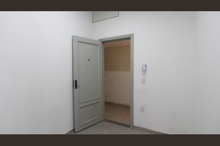 Sala de apartamento para alugar com 2 quartos, 75m² em Gamboa, Cabo Frio