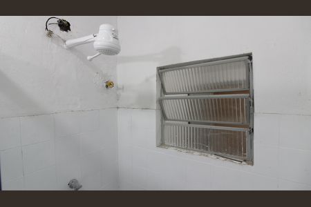 Apartamento para alugar com 75m², 2 quartos e sem vagaBanheiro