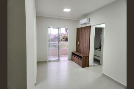 Apartamento para alugar com 63m², 2 quartos e 1 vagaSala