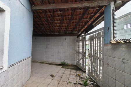 Casa para alugar com 56m², 1 quarto e 1 vaga Casa para alugar com 56m², 1 quarto e 1 vagaGaragem