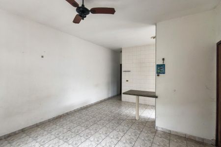 Casa para alugar com 56m², 1 quarto e 1 vaga Casa para alugar com 56m², 1 quarto e 1 vagaSala