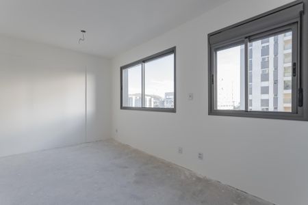 Sala/Quarto de kitnet/studio à venda com 1 quarto, 30m² em Jardim do Salso, Porto Alegre