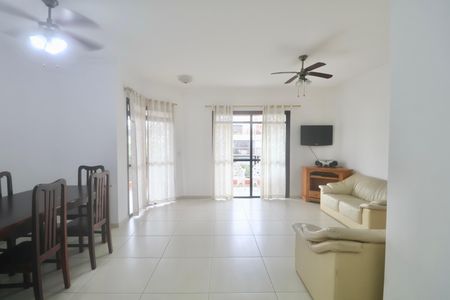 Sala de apartamento para alugar com 3 quartos, 104m² em Balneario Cidade Atlantica, Guarujá