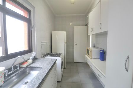 Cozinha de apartamento para alugar com 3 quartos, 104m² em Balneario Cidade Atlantica, Guarujá