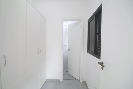 Quarto de Serviço de apartamento para alugar com 3 quartos, 104m² em Balneario Cidade Atlantica, Guarujá