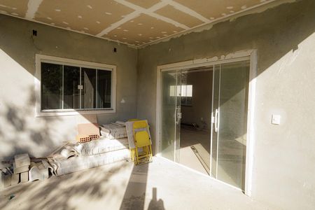 Casa de condomínio para alugar com 90m², 2 quartos e 1 vaga Casa de condomínio para alugar com 90m², 2 quartos e 1 vagaVaranda