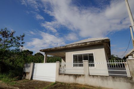 Casa de condomínio para alugar com 90m², 2 quartos e 1 vaga Casa de condomínio para alugar com 90m², 2 quartos e 1 vagaFachada