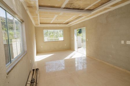 Casa de condomínio para alugar com 90m², 2 quartos e 1 vaga Casa de condomínio para alugar com 90m², 2 quartos e 1 vagaSala