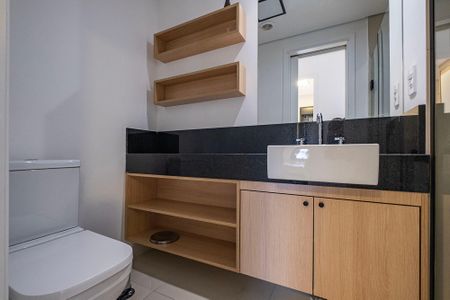 Banheiro de apartamento para alugar com 2 quartos, 59m² em Jardins, São Paulo