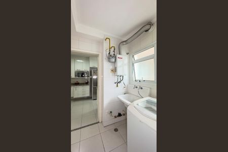 Apartamento à venda com 130m², 3 quartos e 3 vagas Apartamento à venda com 130m², 3 quartos e 3 vagasÁrea de Serviço