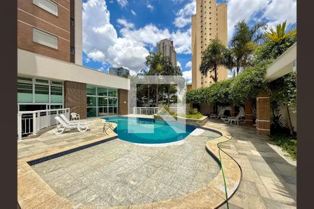 Apartamento à venda com 130m², 3 quartos e 3 vagas Apartamento à venda com 130m², 3 quartos e 3 vagasPiscina