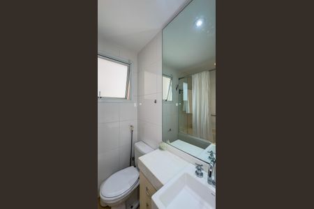 Apartamento à venda com 130m², 3 quartos e 3 vagas Apartamento à venda com 130m², 3 quartos e 3 vagasBanheiro da Suíte 1