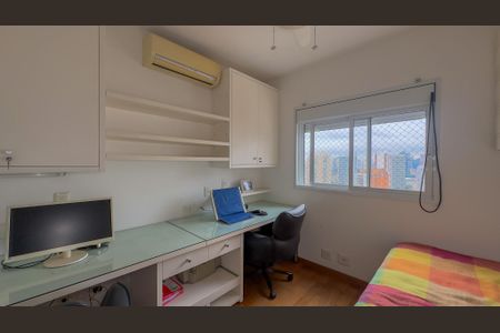 Apartamento à venda com 130m², 3 quartos e 3 vagas Apartamento à venda com 130m², 3 quartos e 3 vagasQuarto 3 - Suíte