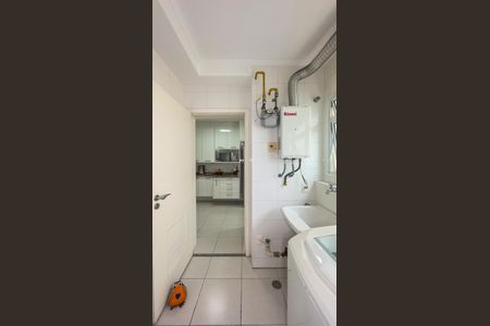 Apartamento à venda com 130m², 3 quartos e 3 vagas Apartamento à venda com 130m², 3 quartos e 3 vagasÁrea de Serviço