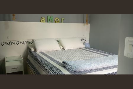 Casa à venda com 77m², 3 quartos e sem vaga Casa à venda com 77m², 3 quartos e sem vagaQuarto
