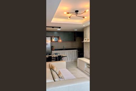 Casa à venda com 77m², 3 quartos e sem vaga Casa à venda com 77m², 3 quartos e sem vagaCozinha