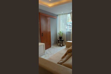 Sala de casa à venda com 3 quartos, 77m² em Tijuca, Rio de Janeiro