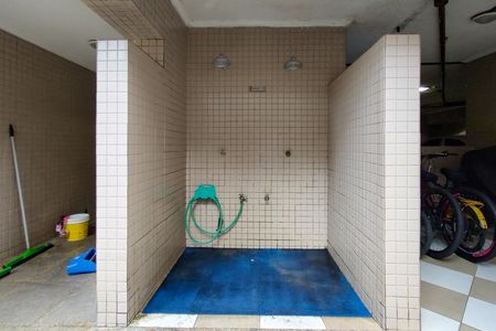 Apartamento para alugar com 136m², 2 quartos e 2 vagasDucha