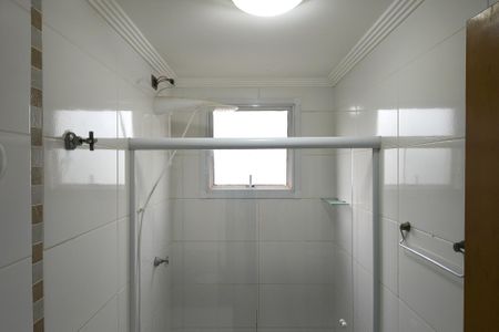 Apartamento para alugar com 136m², 2 quartos e 2 vagasBanheiro 