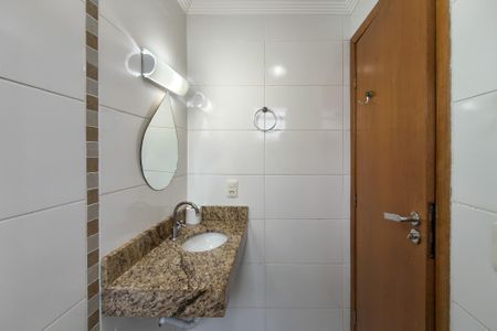 Apartamento para alugar com 136m², 2 quartos e 2 vagasBanheiro da Suíte