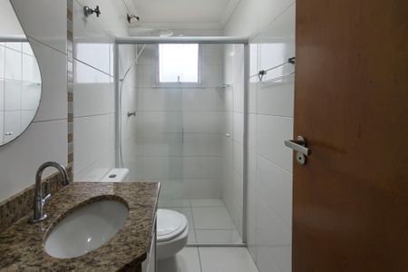 Apartamento para alugar com 136m², 2 quartos e 2 vagasBanheiro 