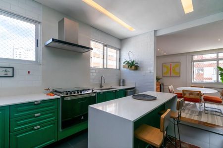 Apartamento à venda com 3 quartos, 177m² em Jardim Paulista, São Paulo