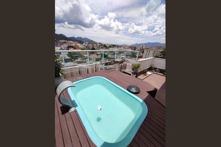 Apartamento à venda com 154m², 4 quartos e 2 vagas