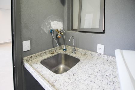 Apartamento para alugar com 67m², 2 quartos e 1 vaga Apartamento para alugar com 67m², 2 quartos e 1 vagaÁrea de Serviço