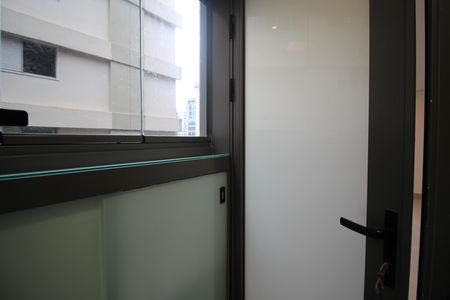 Apartamento para alugar com 67m², 2 quartos e 1 vaga Apartamento para alugar com 67m², 2 quartos e 1 vagaÁrea de Serviço